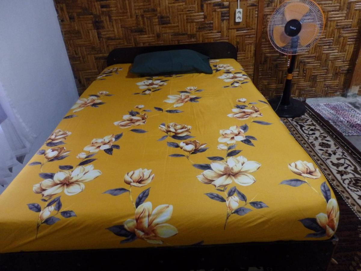 Magpie Homestay & Jungle Trekking Only For Guest Trekking With Us 부킷 라왕 외부 사진
