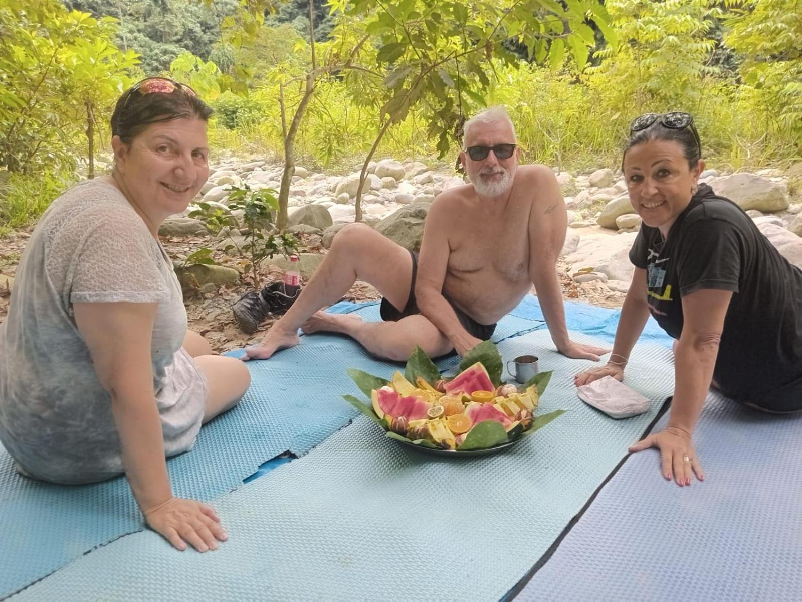 Magpie Homestay & Jungle Trekking Only For Guest Trekking With Us 부킷 라왕 외부 사진