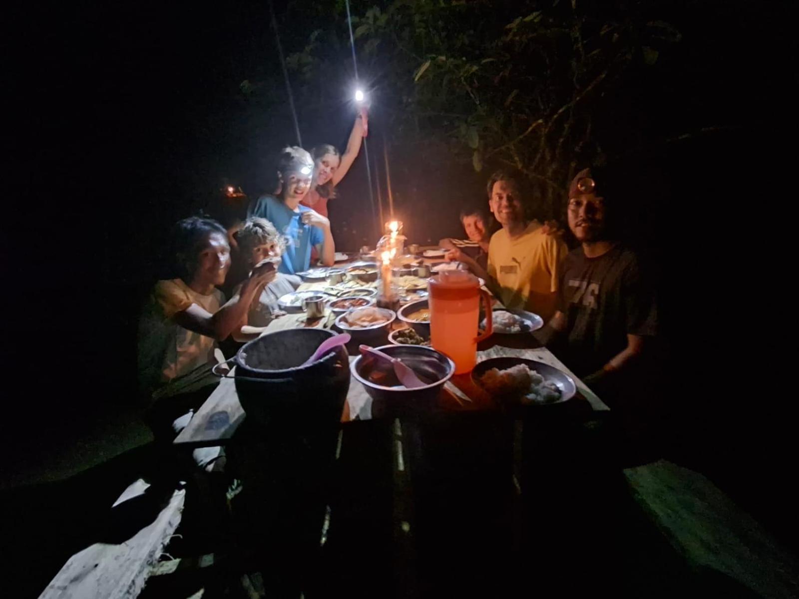 Magpie Homestay & Jungle Trekking Only For Guest Trekking With Us 부킷 라왕 외부 사진